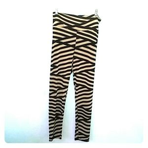 Plus size high-waisted leggings